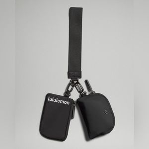 Lululemon dual pouch wristlet